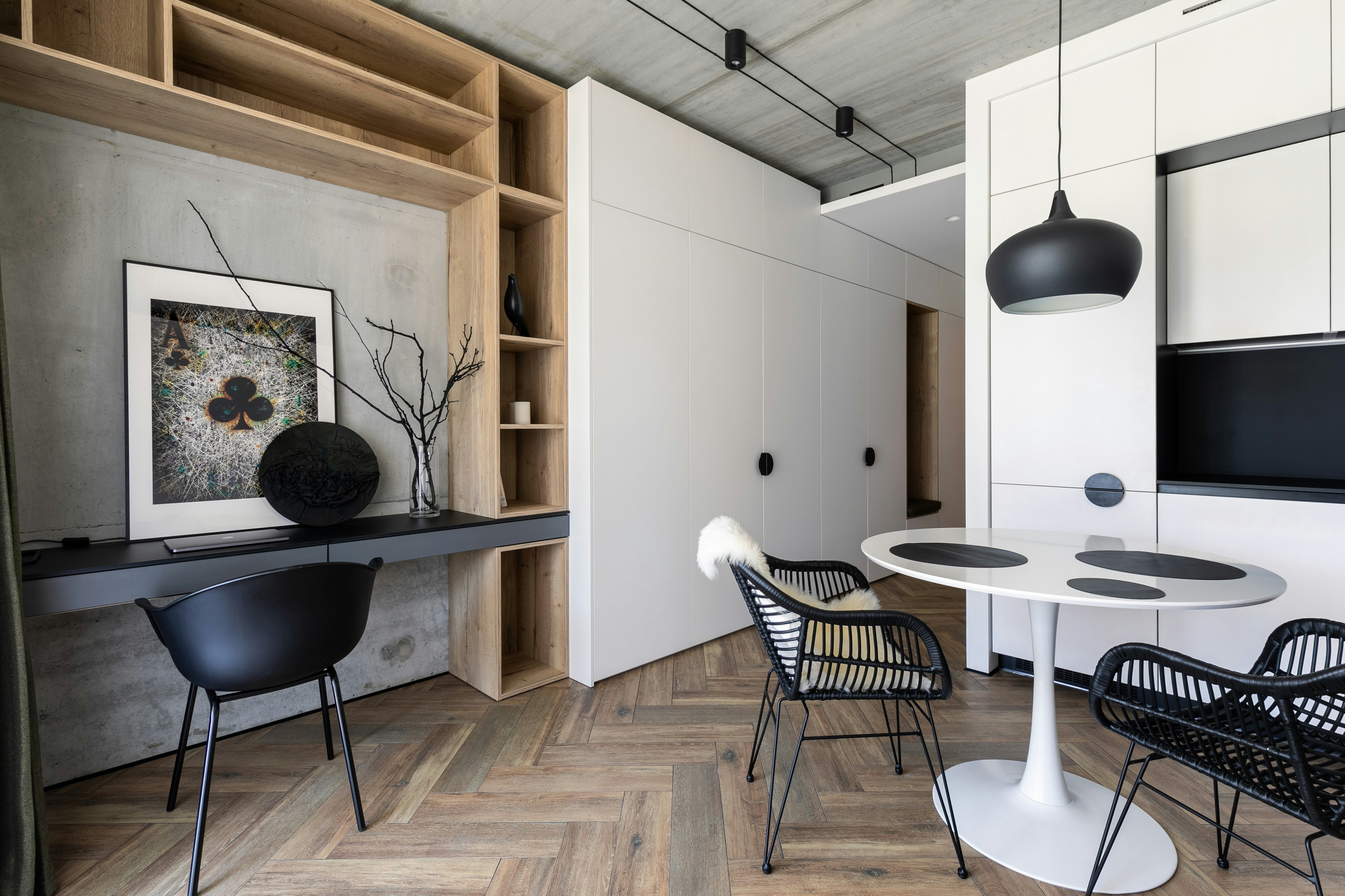 Space Saving Furniture — image 5